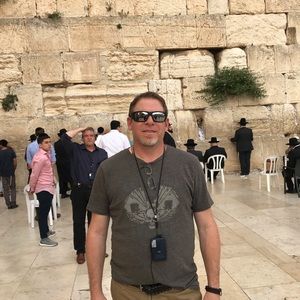 Meet your Posher, Brad